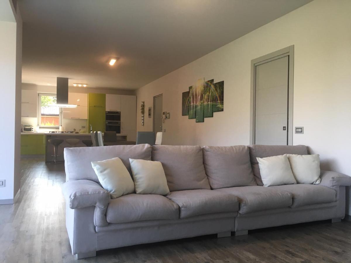 B&B Arcobaleno Longone al Segrino ภายนอก รูปภาพ