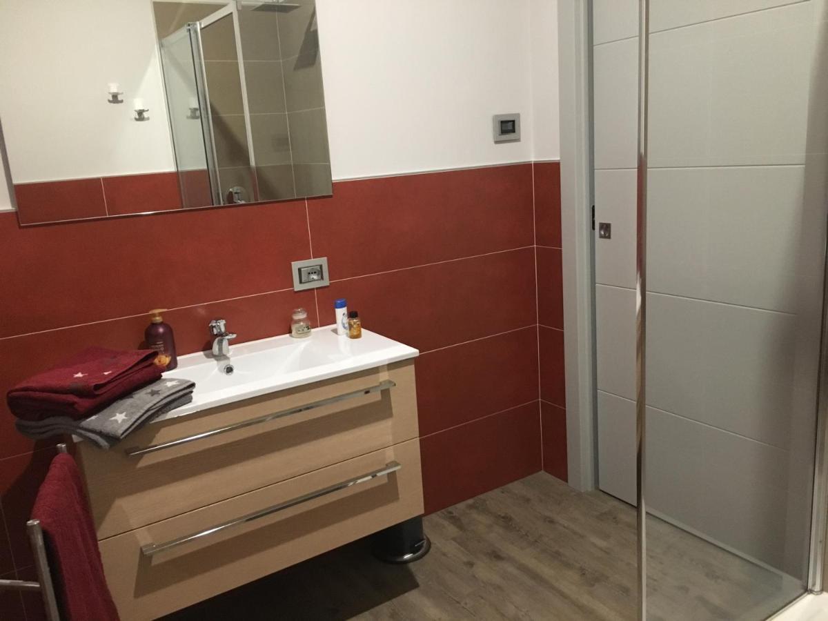 B&B Arcobaleno Longone al Segrino ภายนอก รูปภาพ
